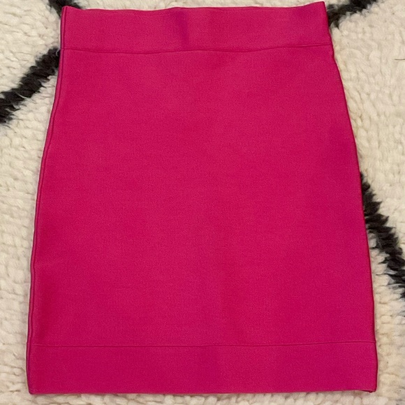 BCBG Bodycon Skirt Hot Pink NWT - Picture 6 of 7